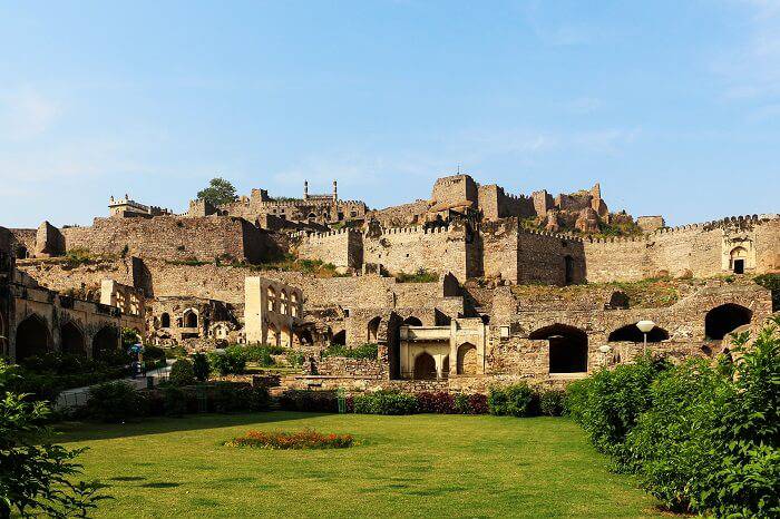 25 Must Visit Historical Places in India for all the History Buffs